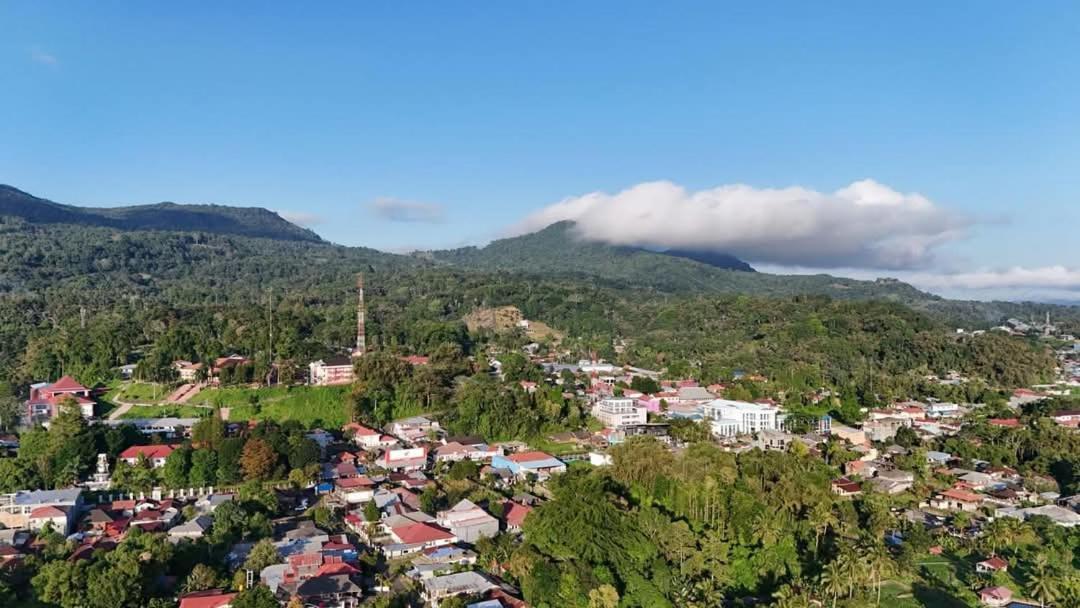 Talaga Tomohon Home Stay And Fishing Pond Luaran gambar